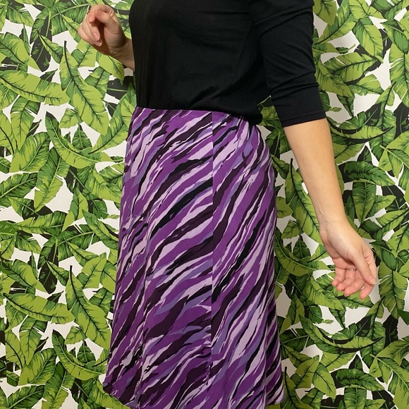 New York & Company Purple Black Zebra Knee Length Stretchy Skirt Medium - Picture 2 of 4